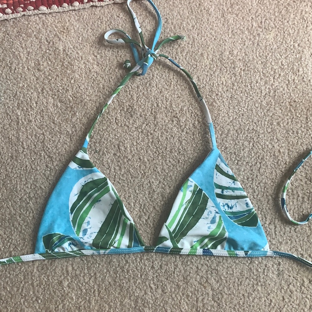 L space triangle bikini top